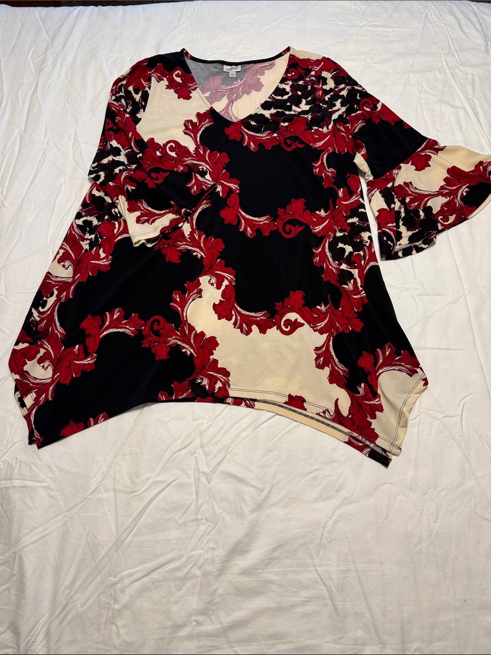 Avenue Red Black Cream V-Neck Bell Sleeve Tunic
